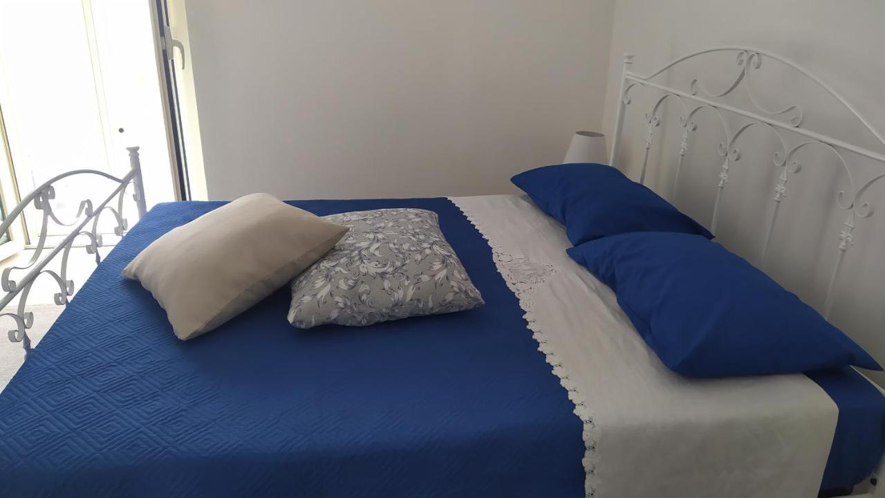 מונופולי Incantevole Appartamento Rosa Blu' מראה חיצוני תמונה