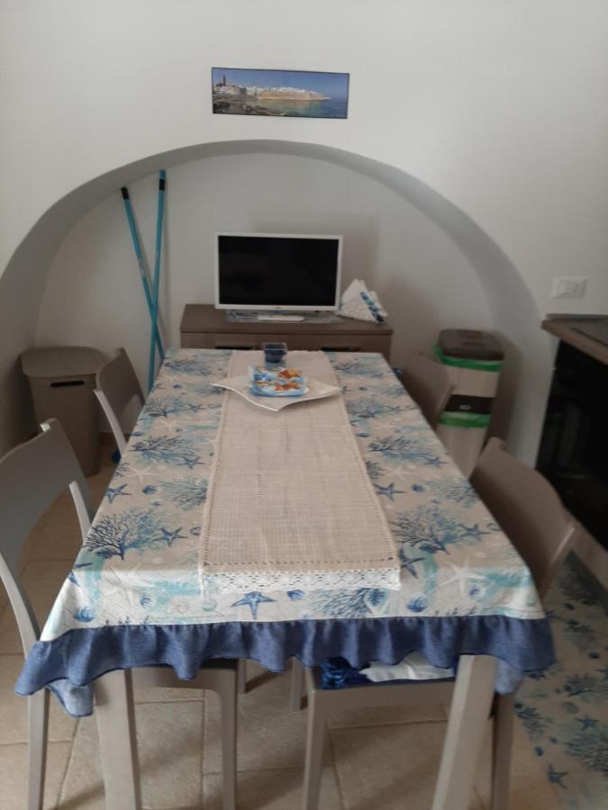 מונופולי Incantevole Appartamento Rosa Blu' מראה חיצוני תמונה